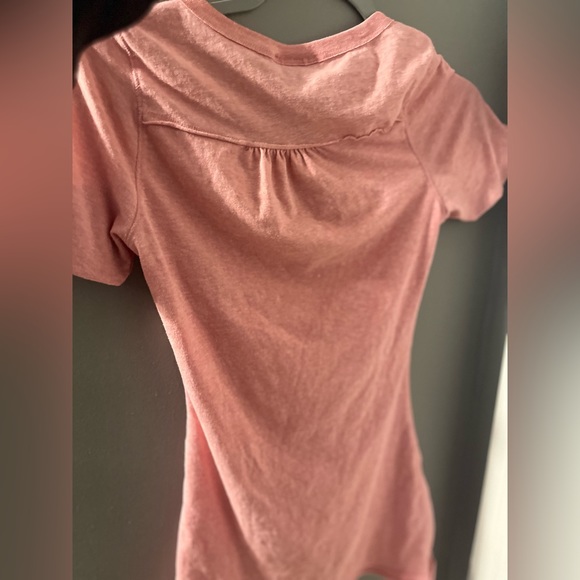 Pink tee! - Picture 3 of 3